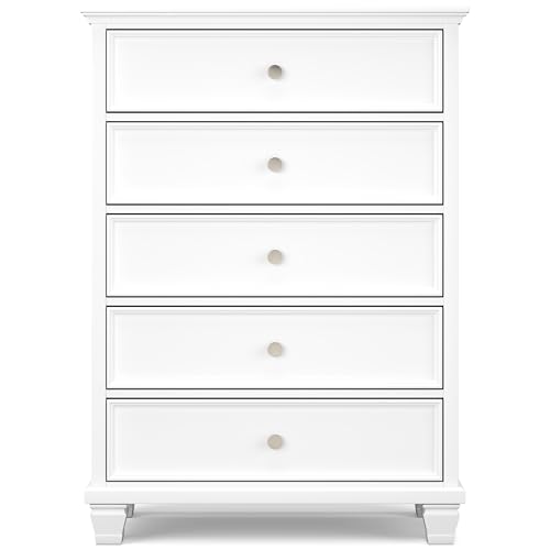 Signature Design by Ashley Fortman Casual 5 Drawer Chest for Bedroom, White