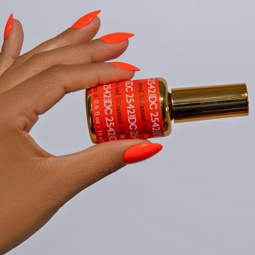 DND DC Gel Polish Set, Free Spirit Collection, UV/LED GelPolish and Air Dry Nail Lacquer, Matching Chip-Free Polish Duo, 0.5 Fl Oz Each