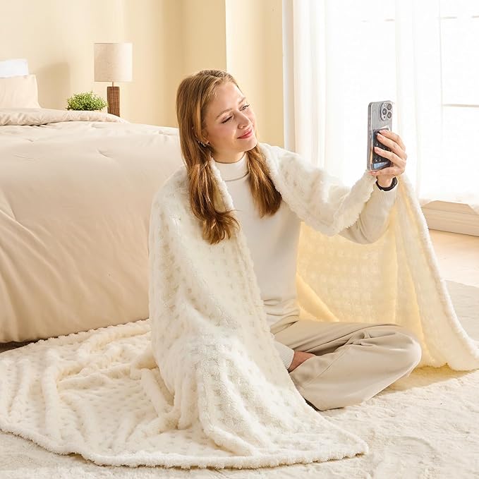 NEWCOSPLAY Super Soft Queen Blanket Ivory Premium Silky Flannel Fleece 3D Waffle Checkered Lightweight Bed Blanket All Season Use (Ivory, Queen(90"x90"))