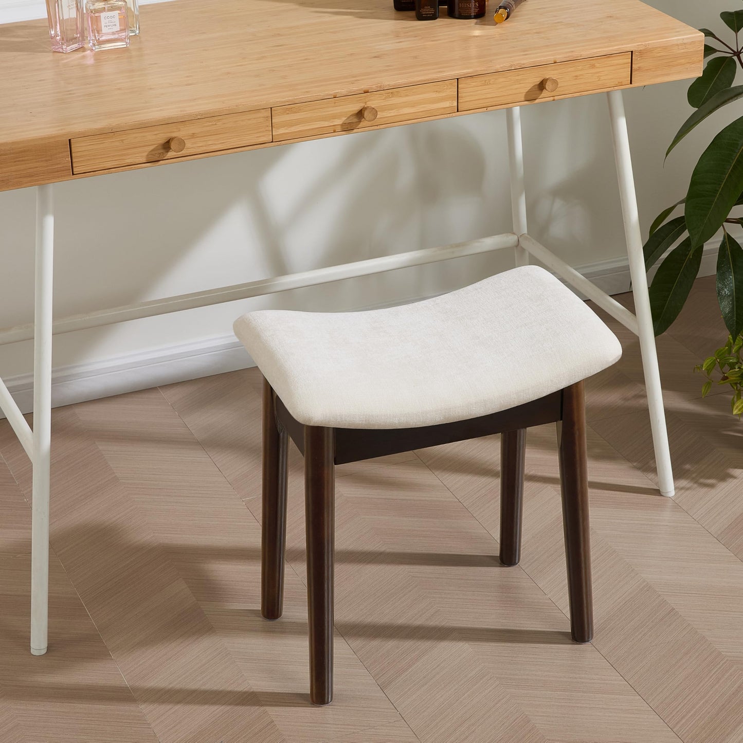 Royal Windsor Vanity Stool with Saddle Cushion, 18 Inch Makeup Vanity Chair for Living Room, Morden Foot Stool Ottoman Piano Bench, Upholstered Vanity Bench Seat for Bedroom, White