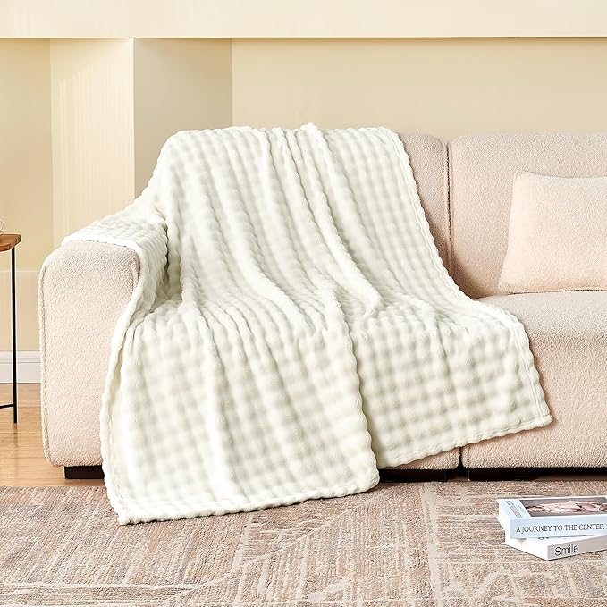 SOCHOW Cream White Bubble Fleece Blanket for Couch, Super Soft Cozy Cute Throw Blanket for Women, Decorative Fuzzy Flannel Blanket, 60 x 80 Inches